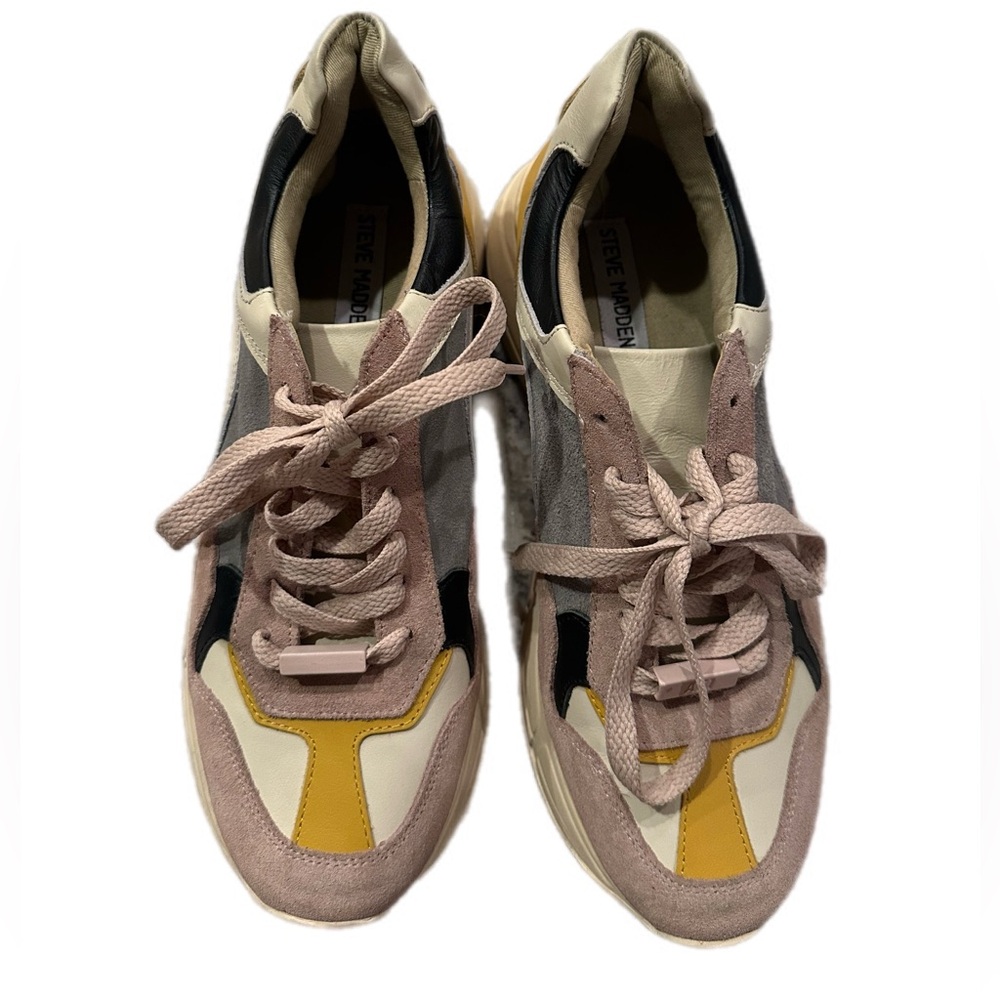 Steve Madden Balenciaga style Dad sneaker - Picture 7 of 10